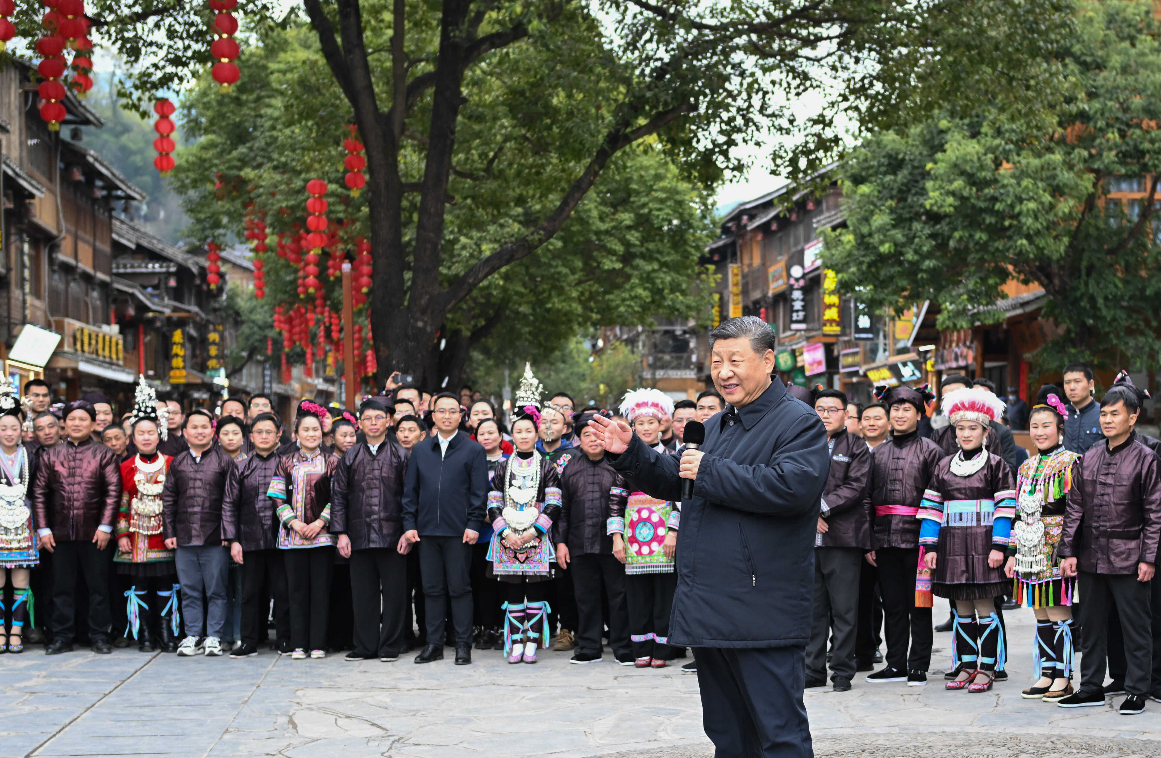 習(xí)近平：民族的特色，很古樸也很時(shí)尚